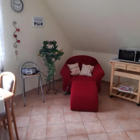 Haus Rüsterberg 2 oben Nubbel